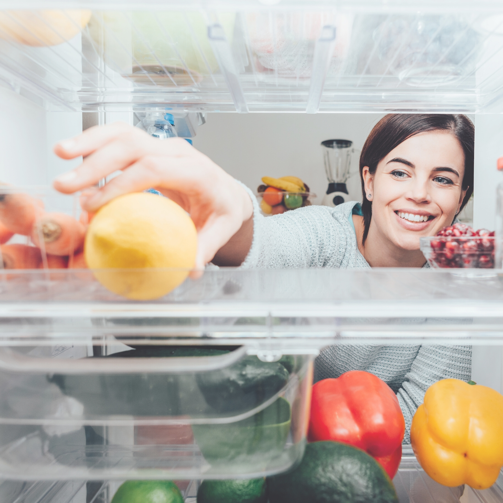How to Clean a Messy Refrigerator